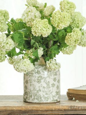 Vintage Floral Chinoiserie Ceramic Vase, 6.2” Ice Cracked Hand-Painted Pastel Green Botanical Design, Antique Style Home Decor (Green, 6.2”x5.2”)